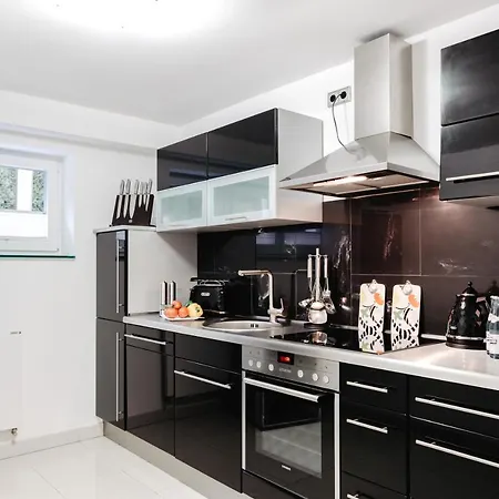 Neue Technologie Systemloesungen Gmbh 아파트 *